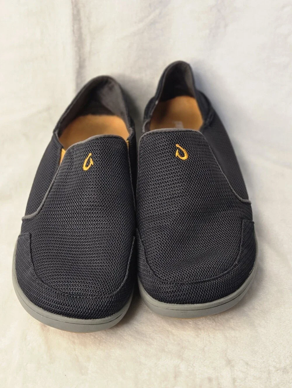 OluKai Nohea Moku Mens Charcoal Grey Orange Mesh Slip On Shoes Sneakers size 8